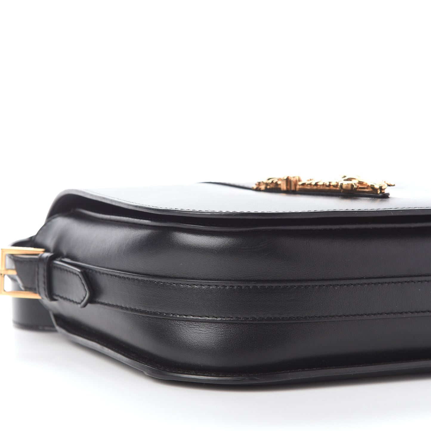 Vitello Virtus Shoulder Bag Black