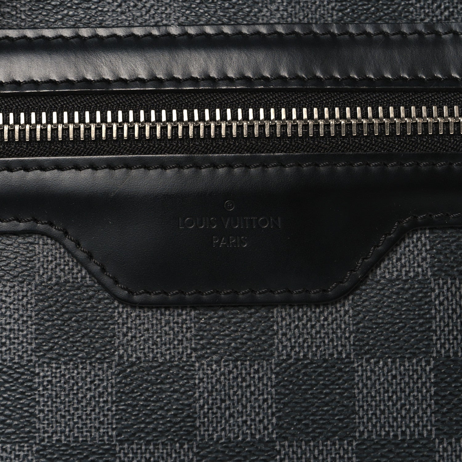 Louis Vuitton Damier Graphite Thomas 7 of 9