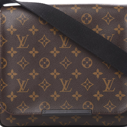 Louis Vuitton Monogram Macassar District PM 7 of 12