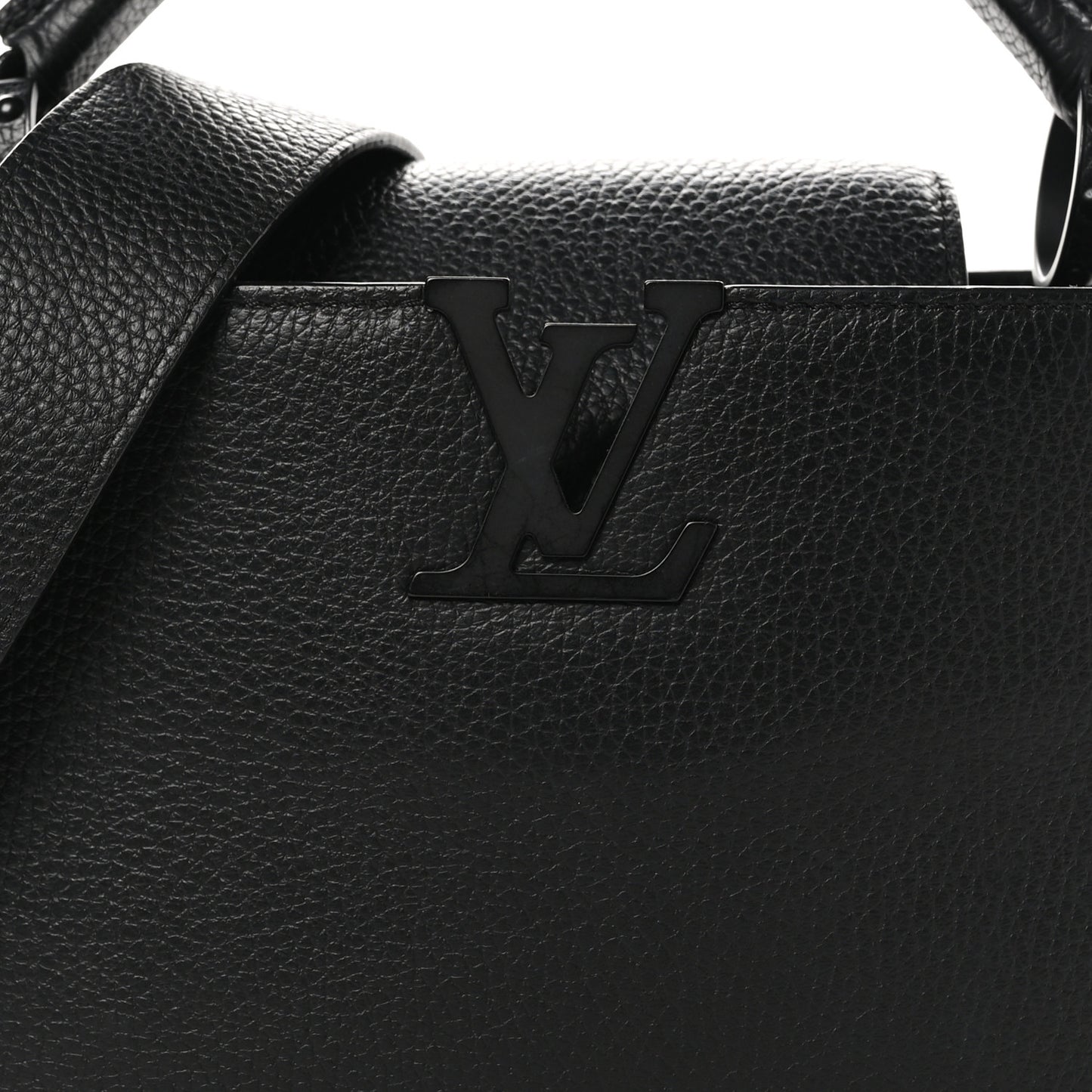 Taurillon Capucines BB Matte Black