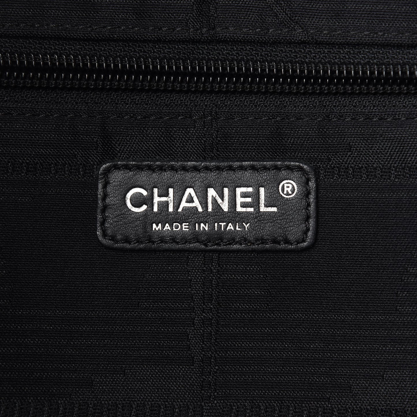 Nylon Medium Travel Tote Black