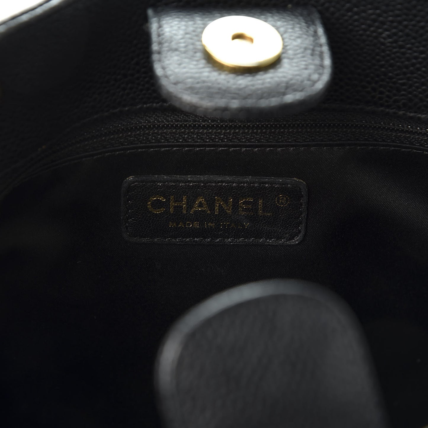 Caviar Petit Shopping Tote PST Black