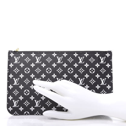 Louis Vuitton Monogram Giant Jungle Neverfull MM GM Pochette Black 2 of 7
