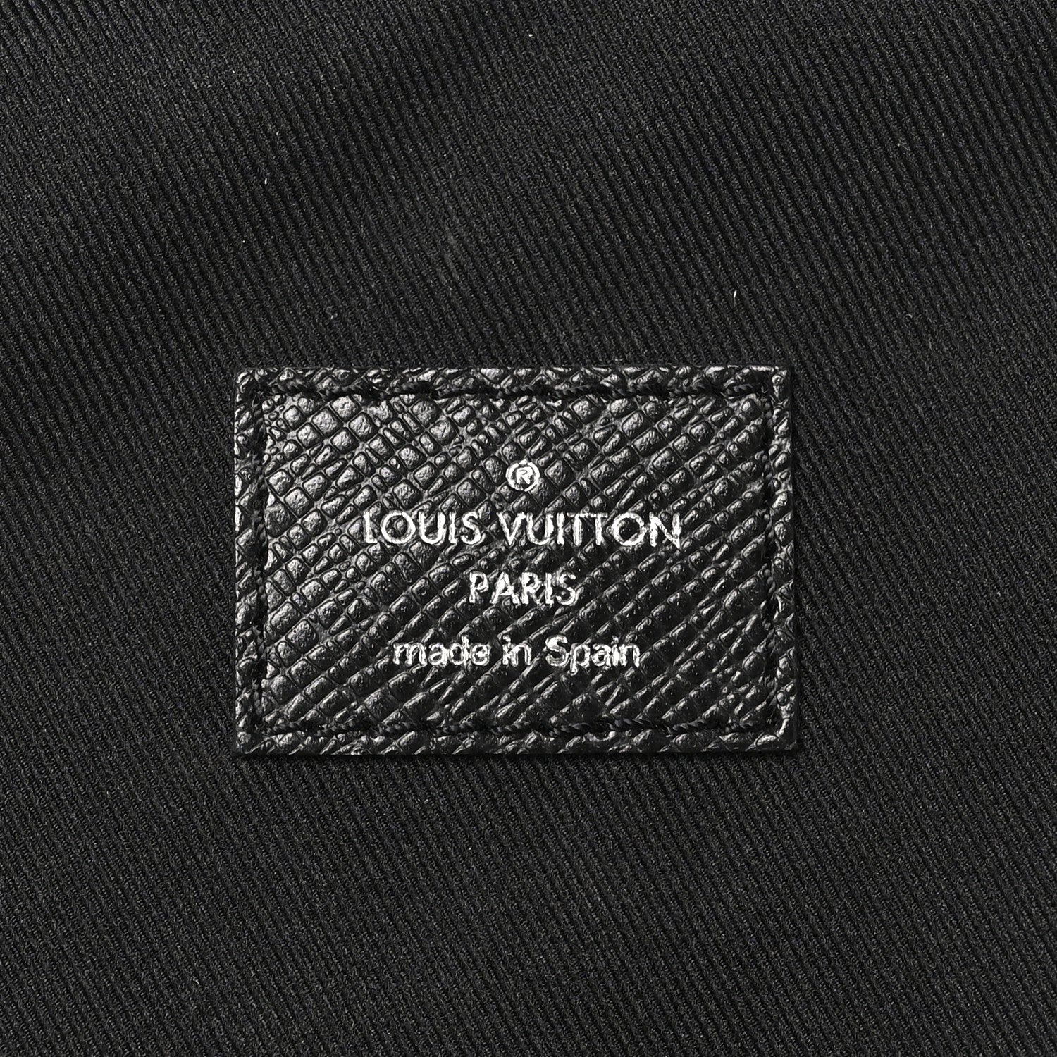 Louis Vuitton Taiga Avenue Sling Bag NM Black 6 of 9