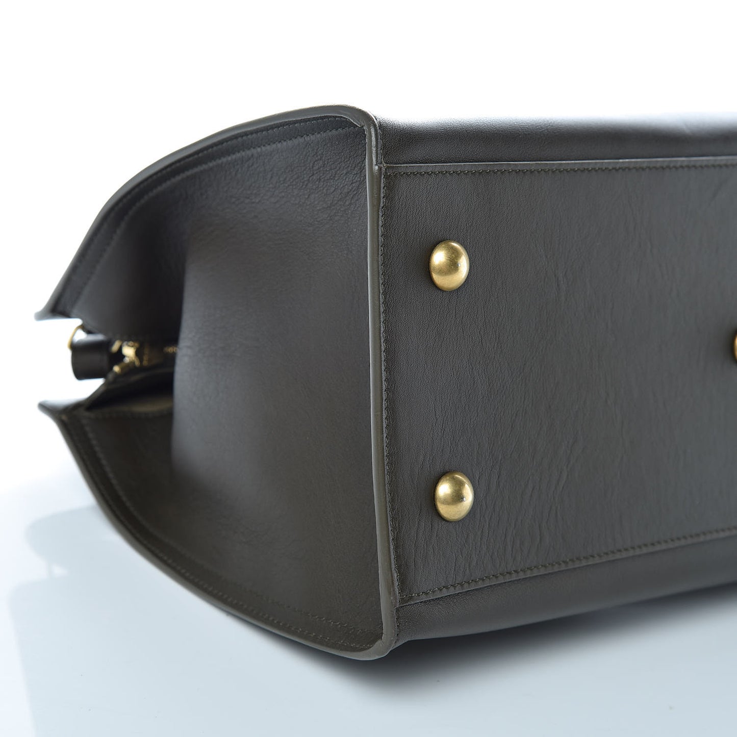 Calfskin Small Classic Y Cabas Mousse