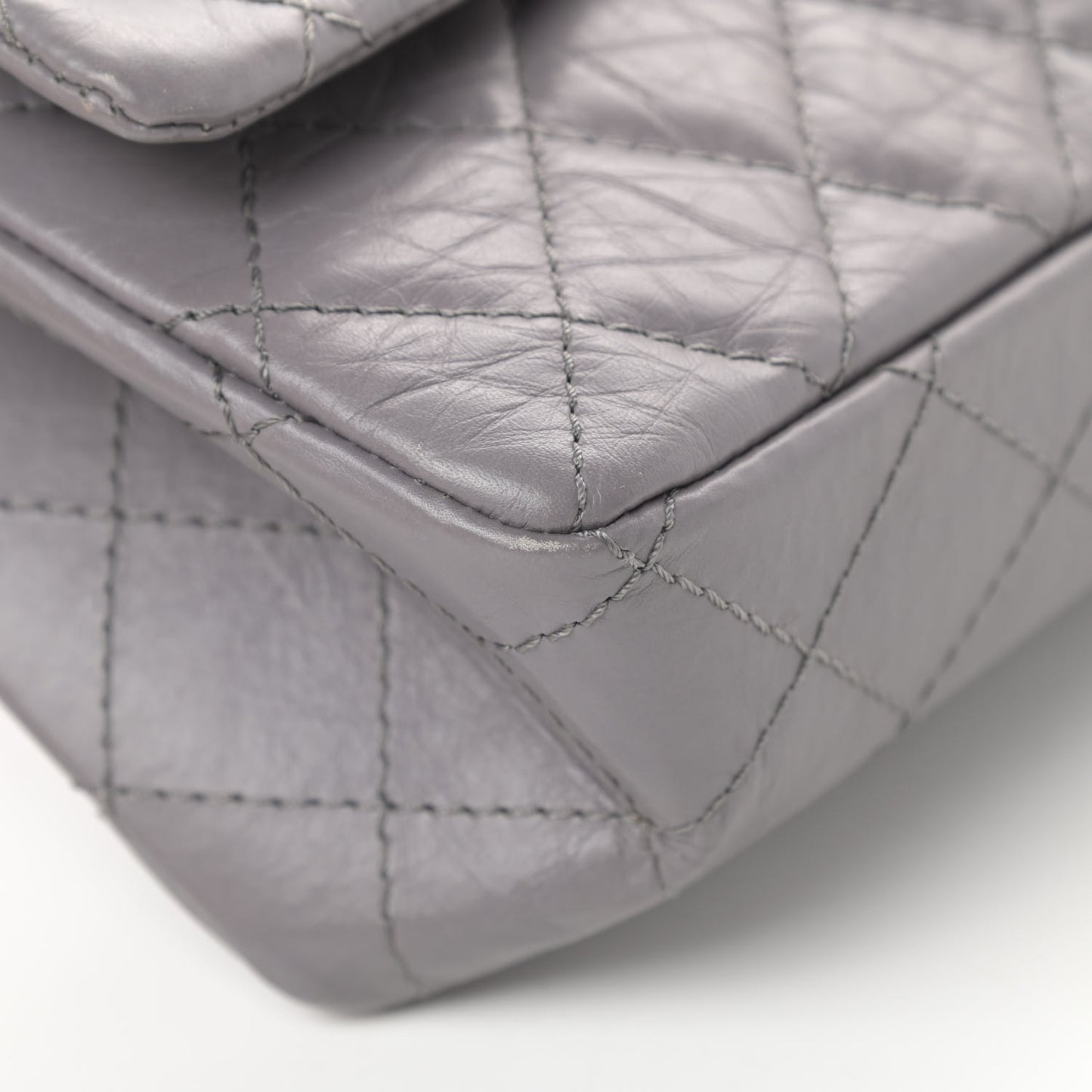 Aged Calfskin Quilted 2.55 Reissue 226 Flap Grey