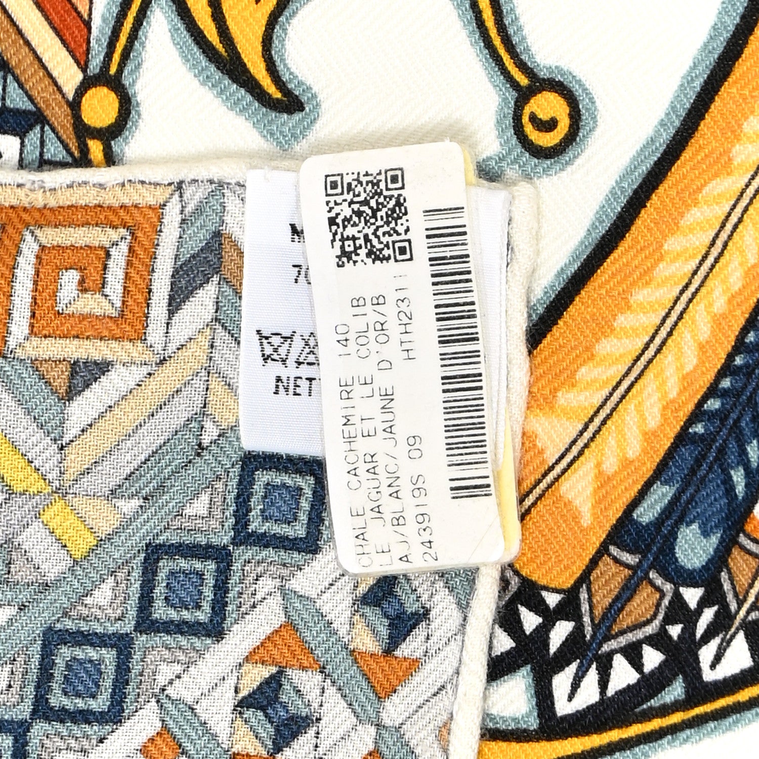 Hermes Cashmere Silk Le Jaguar Et Le Colibri Shawl 140 White Jaune D'or 4 of 4