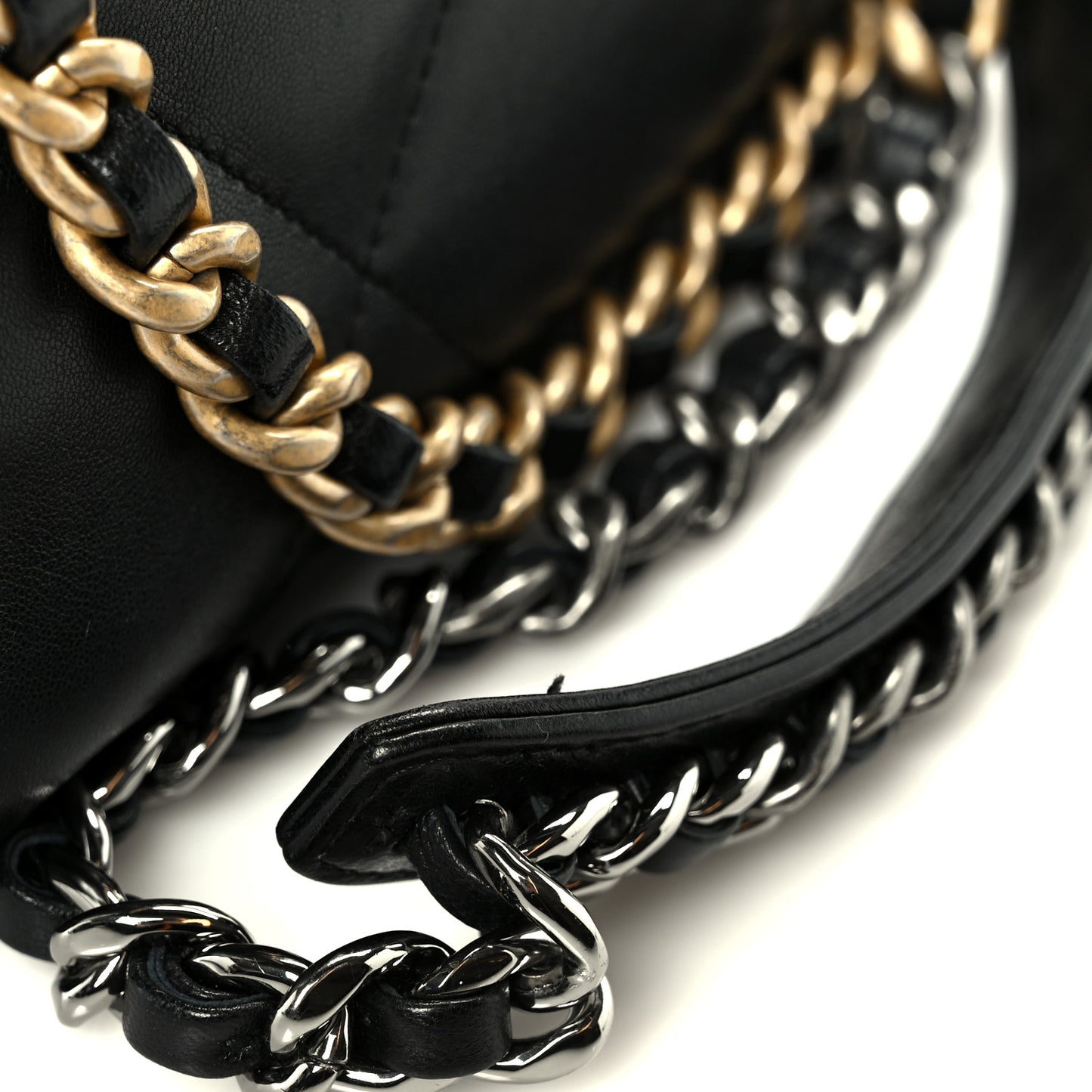Lambskin Quilted Medium Chanel 19 Flap Black