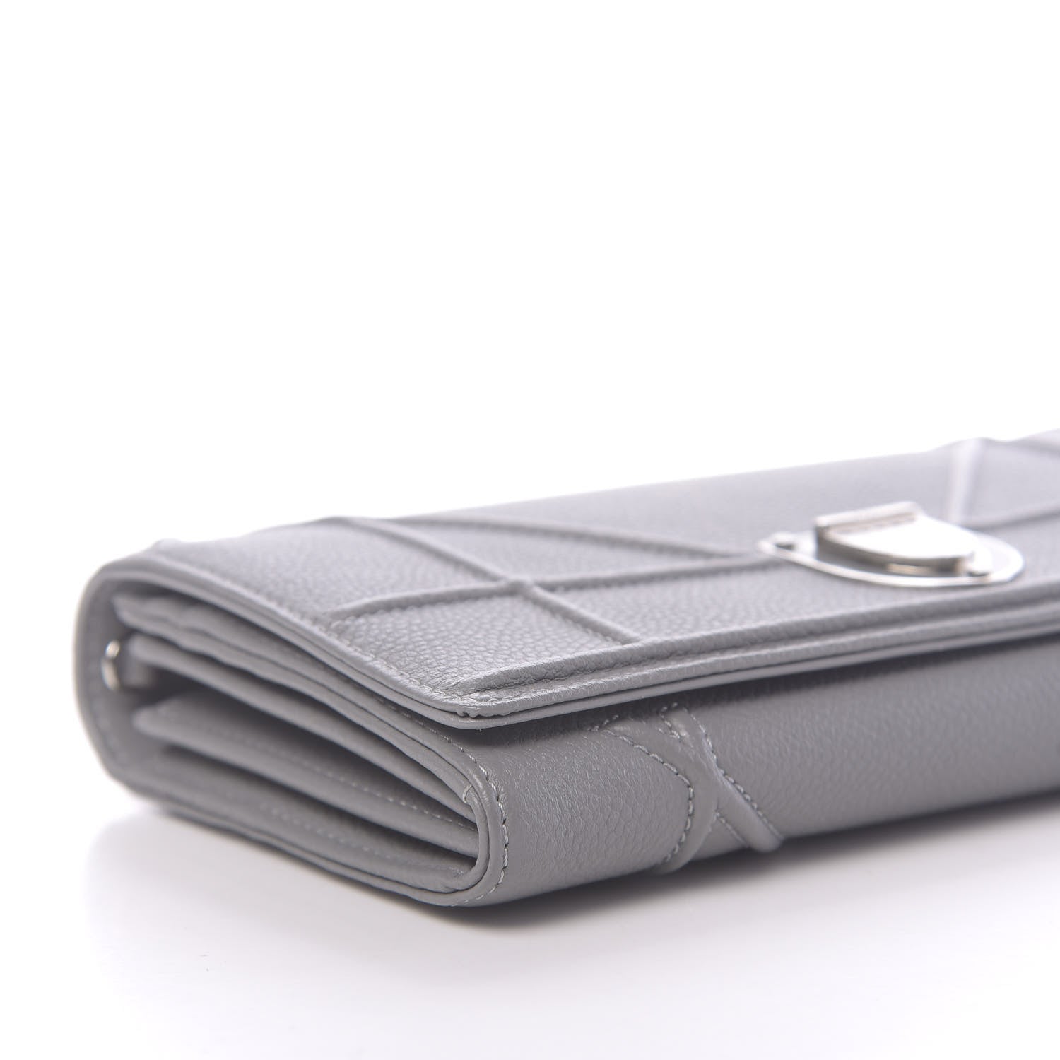 Christian Dior Grained Calfskin Diorama Croisiere Chain Wallet Gris 8 of 10