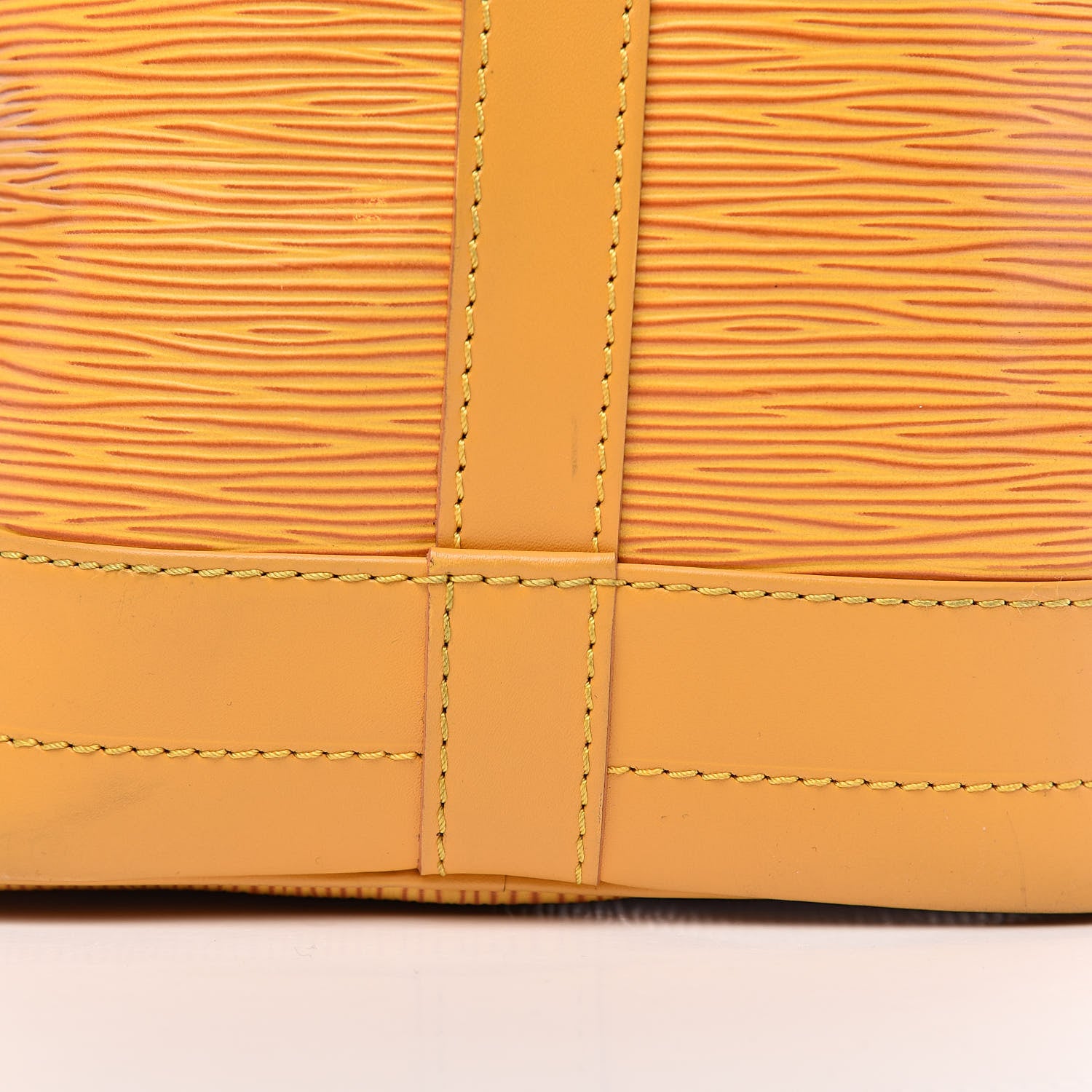 Louis Vuitton Epi Noe Tassil 20 of 23