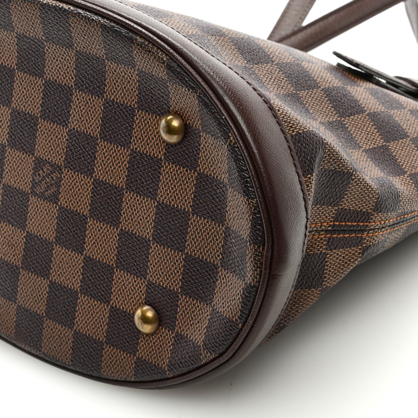 Damier Ebene Marais Bucket 23