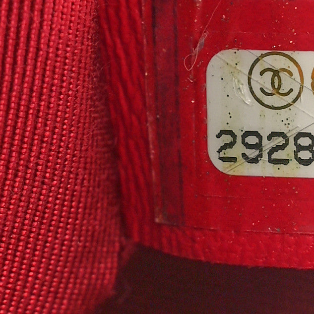 Aged Smooth Calfskin Quilted Medium Gabrielle Logo Hobo Black