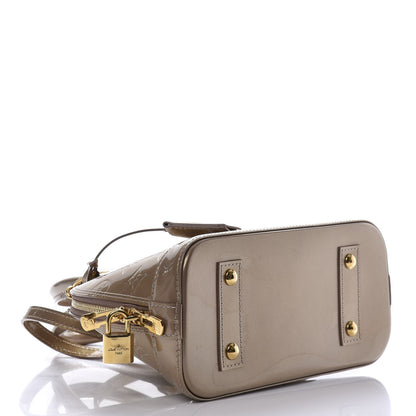 Louis Vuitton Vernis Alma BB Beige Poudre 4 of 10