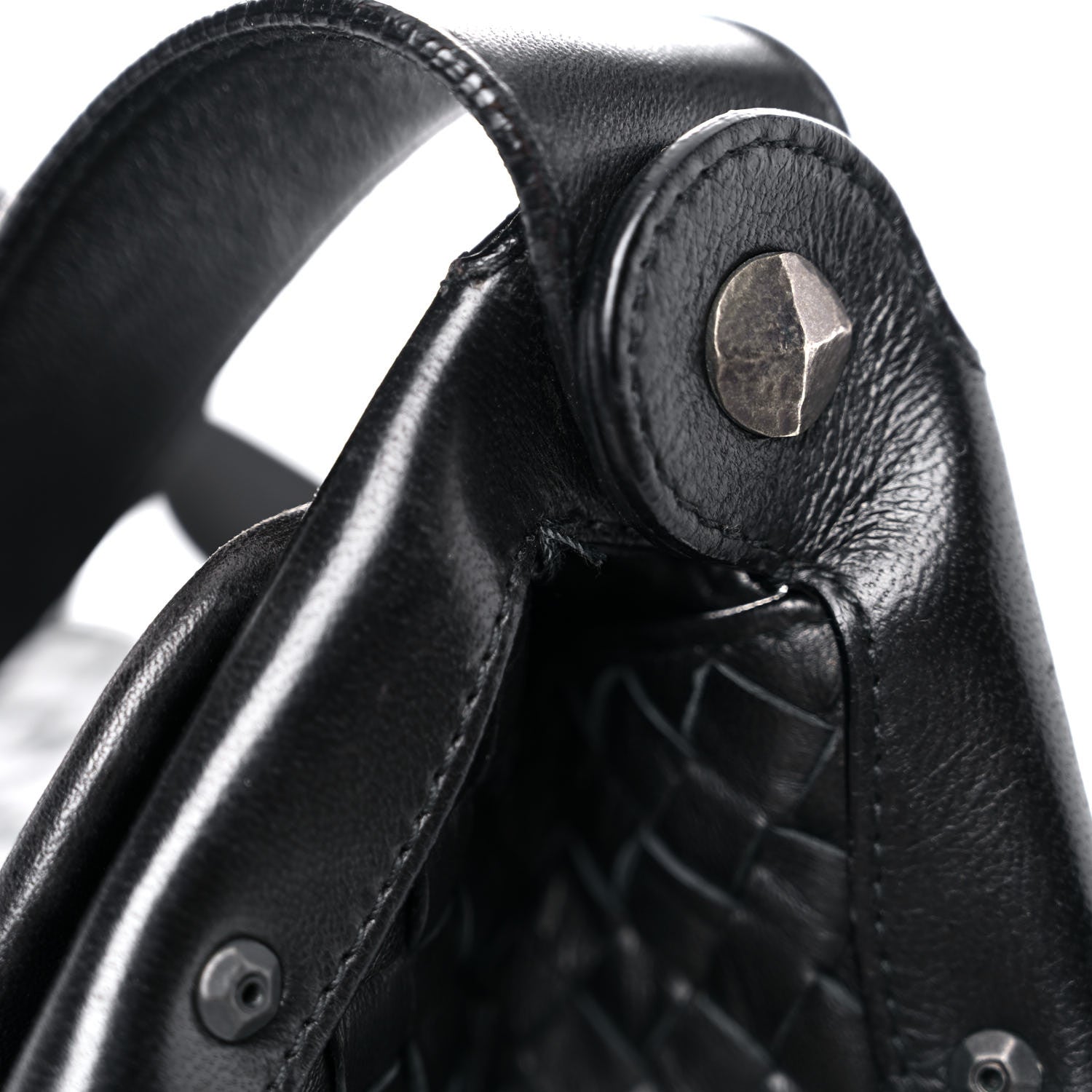 Bottega Veneta Nappa Intrecciato Messenger Bag Black 17 of 22