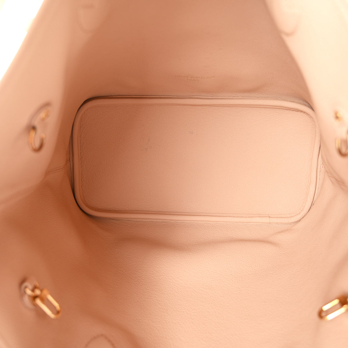 Monogram Inside Out Reversible Neverfull MM Dune Hazelnut