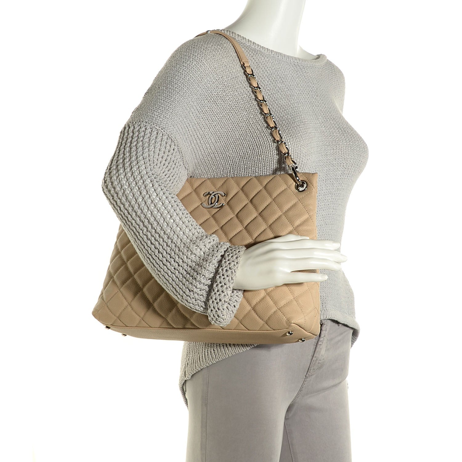 Chanel Caviar Easy Zip Tote Beige Clair 2 of 14