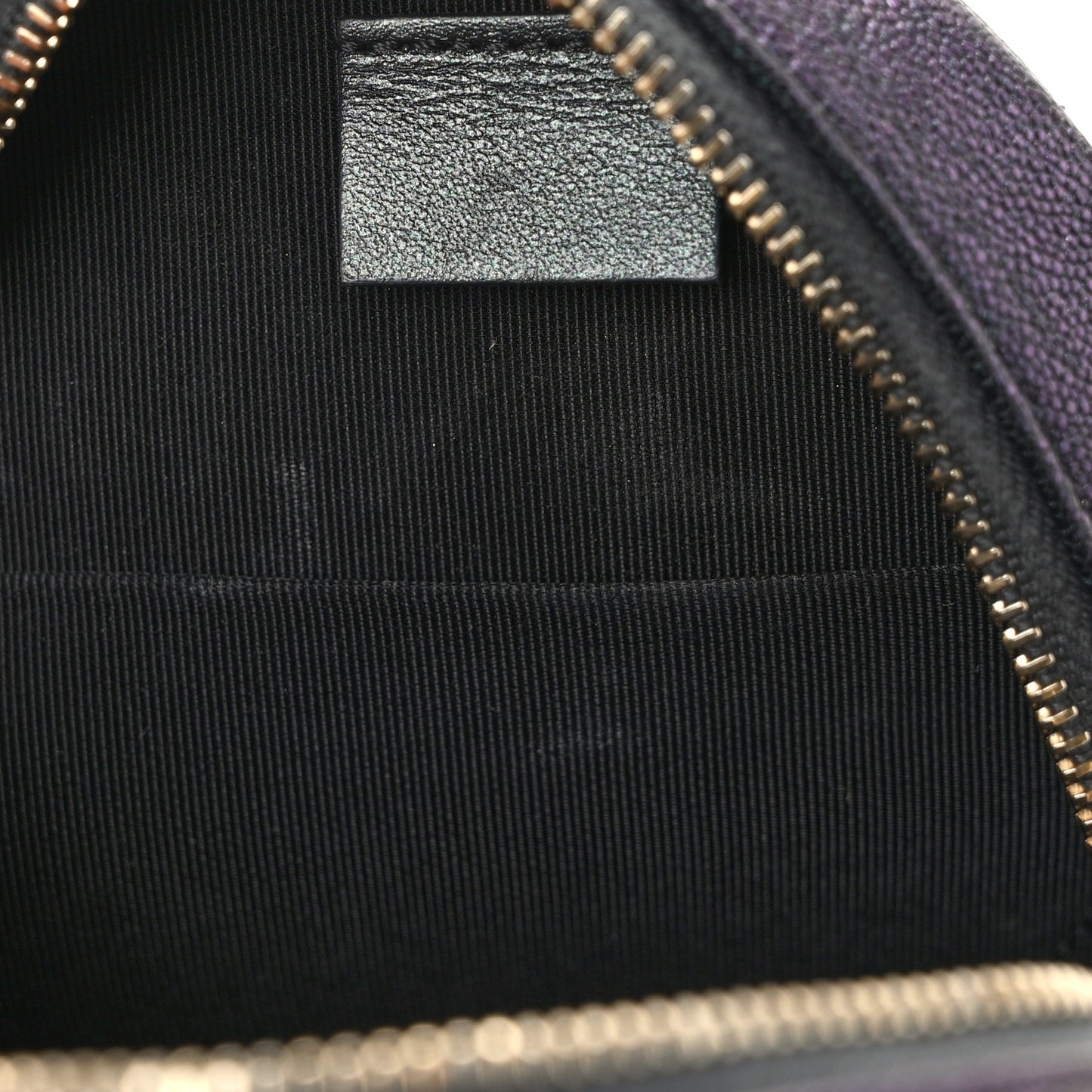 Iridescent Caviar Quilted Round Clutch With Chain Black