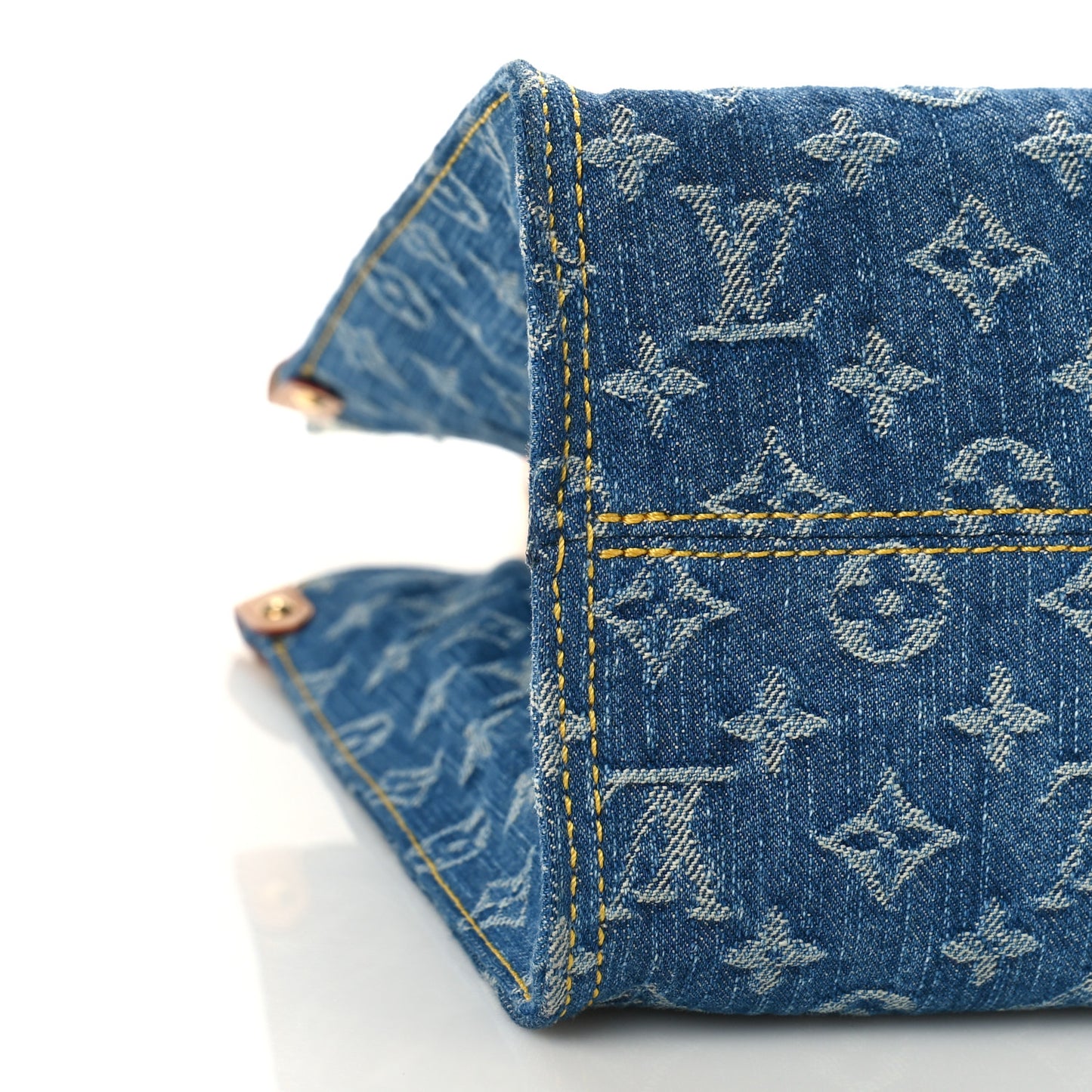 Monogram Denim Onthego MM Blue