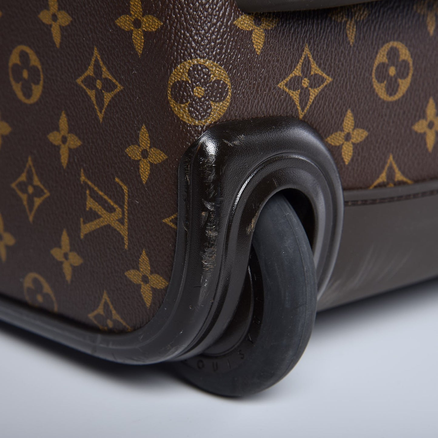 Monogram Pegase Legere Business 55