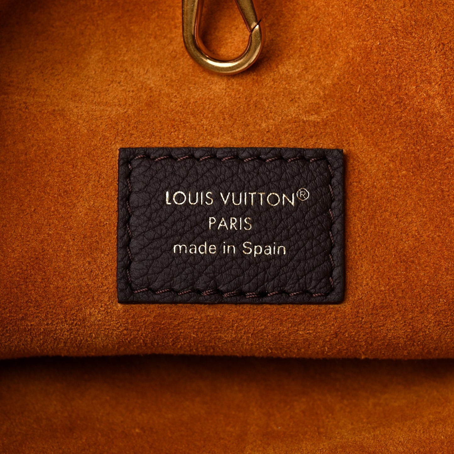 Grained Calfskin Low Key Hobo MM Chocolate