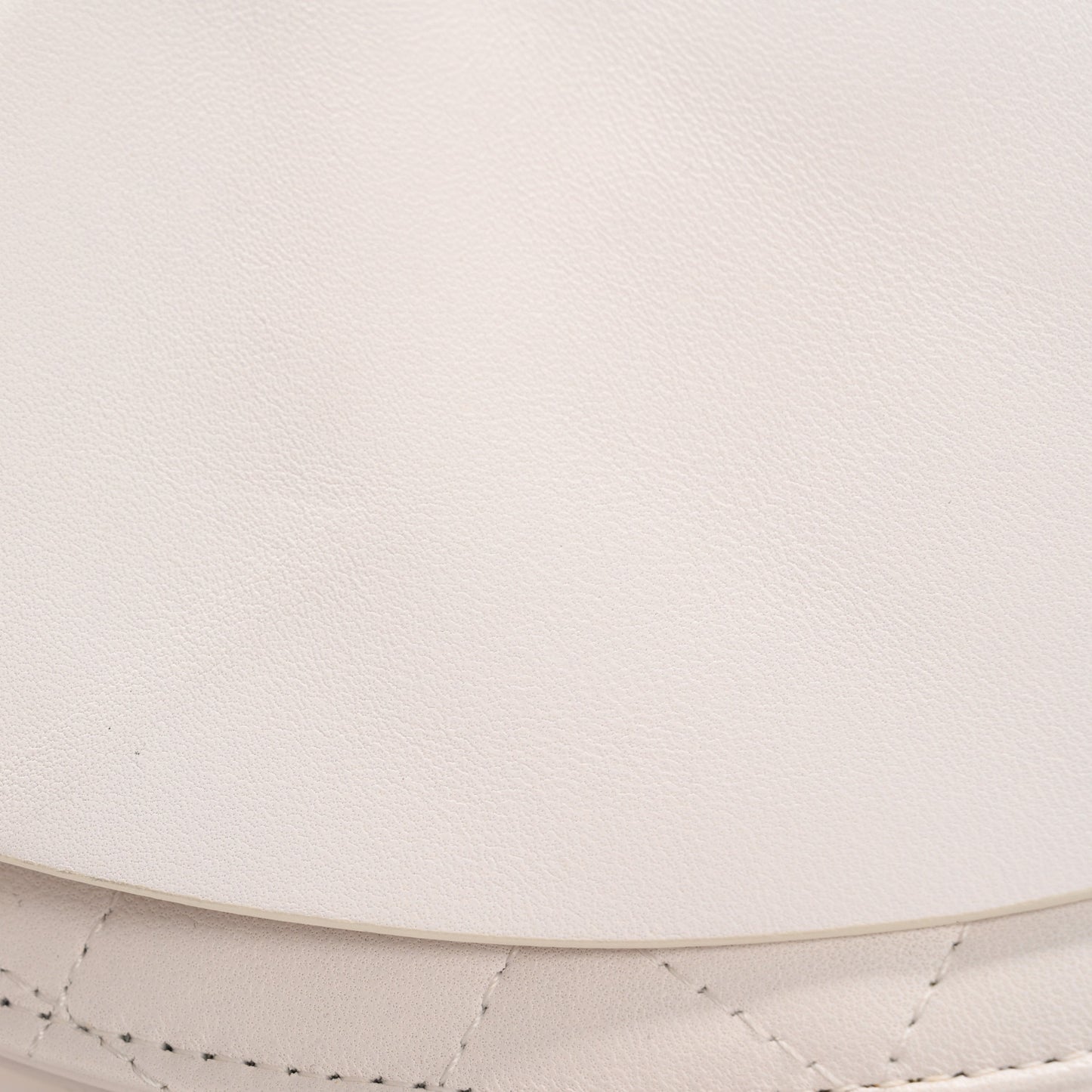 Lambskin Quilted Wave Clutch White