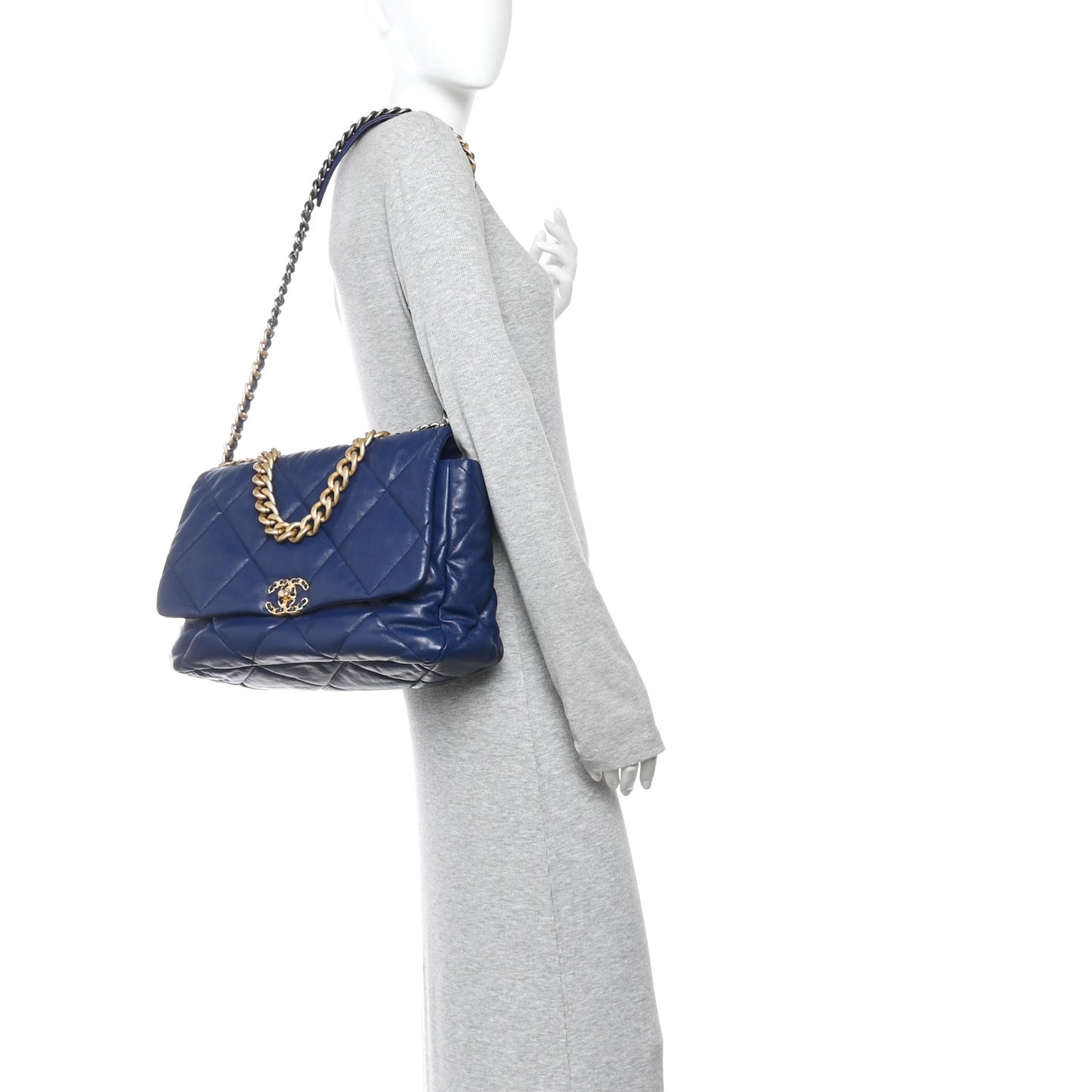 Goatskin Quilted Maxi Chanel 19 Flap Dark Blue
