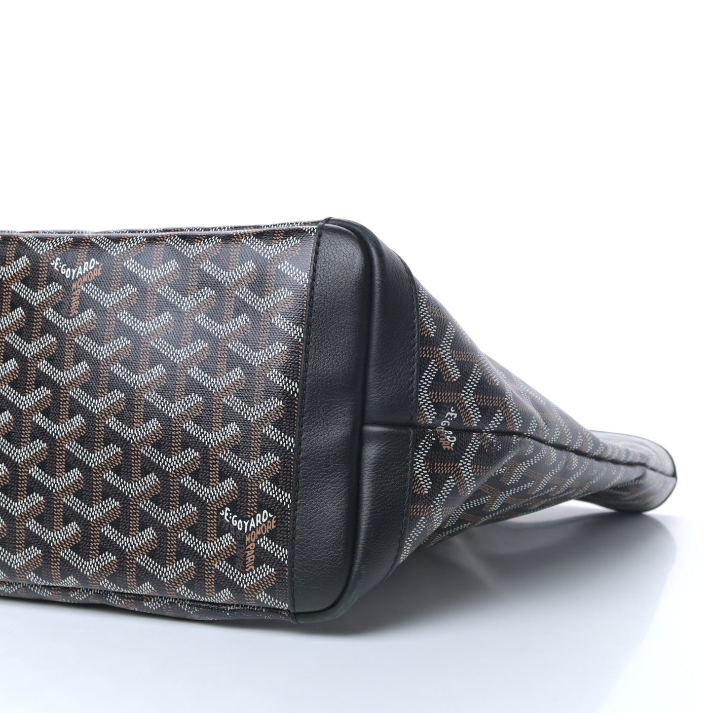 Goyardine Artois MM Black