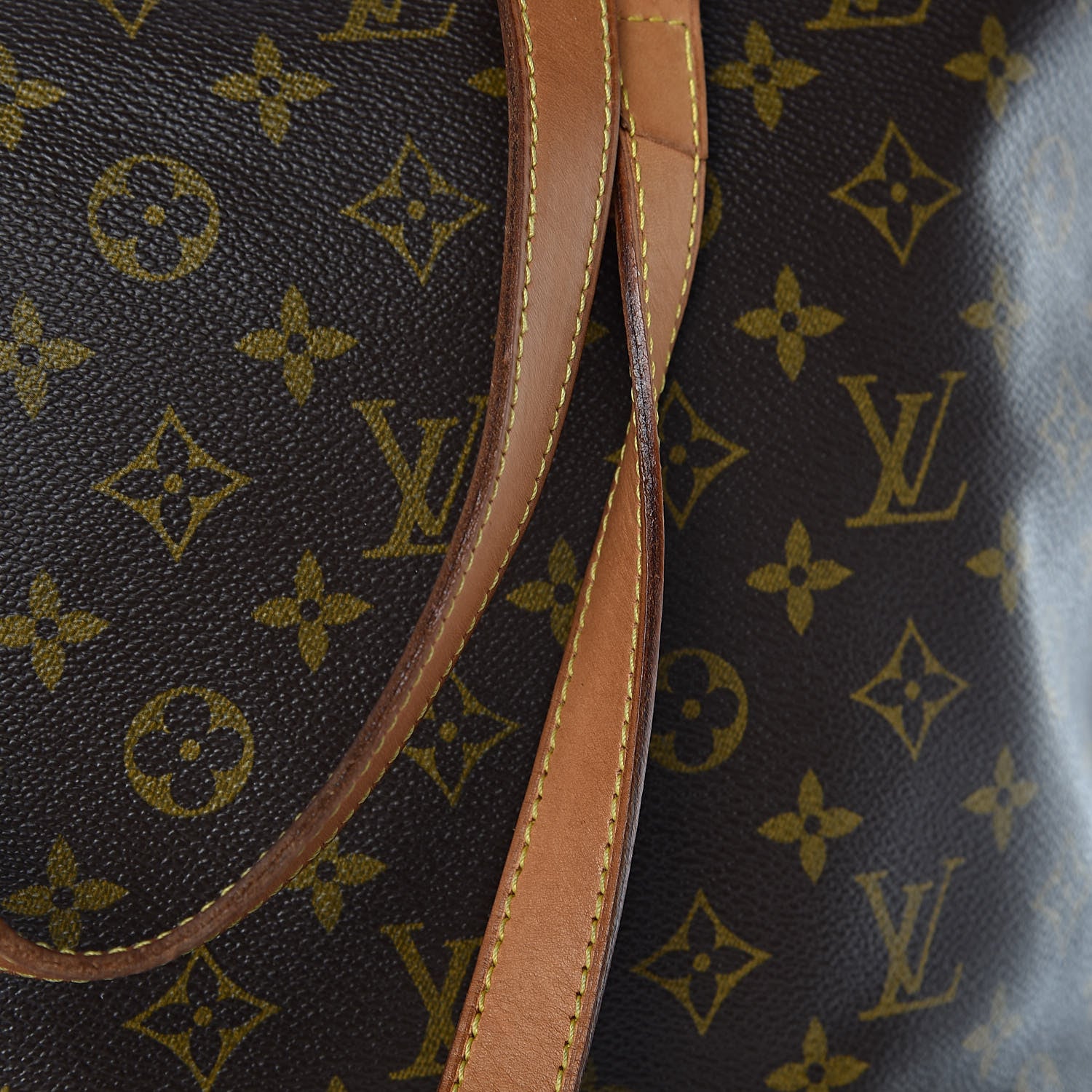 Louis Vuitton Monogram Cabas Mezzo 12 of 15