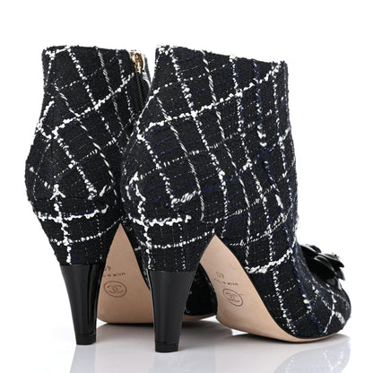 Chanel Tweed Patent Calfskin Camellia Short Boots 40 Black White 3 of 4