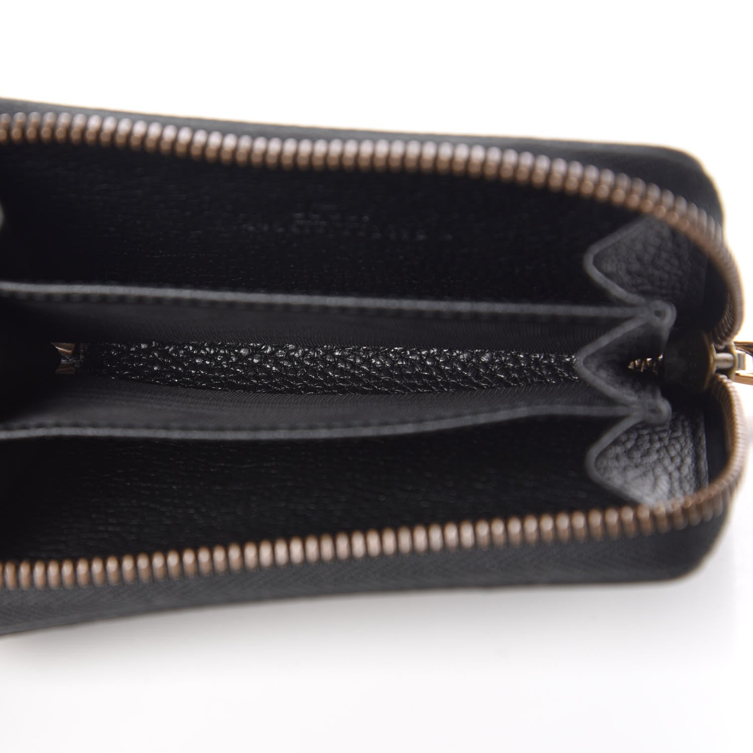 Gucci Calfskin Logo Zip Around Card Case Black 5 of 7
