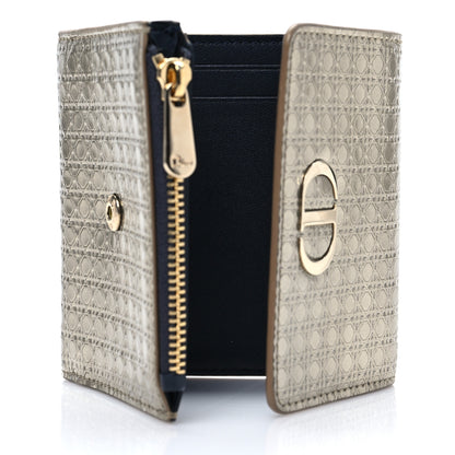 Christian Dior Metallic Patent Micro-Cannage 30 Montaigne Lotus Wallet Champagne 5 of 7