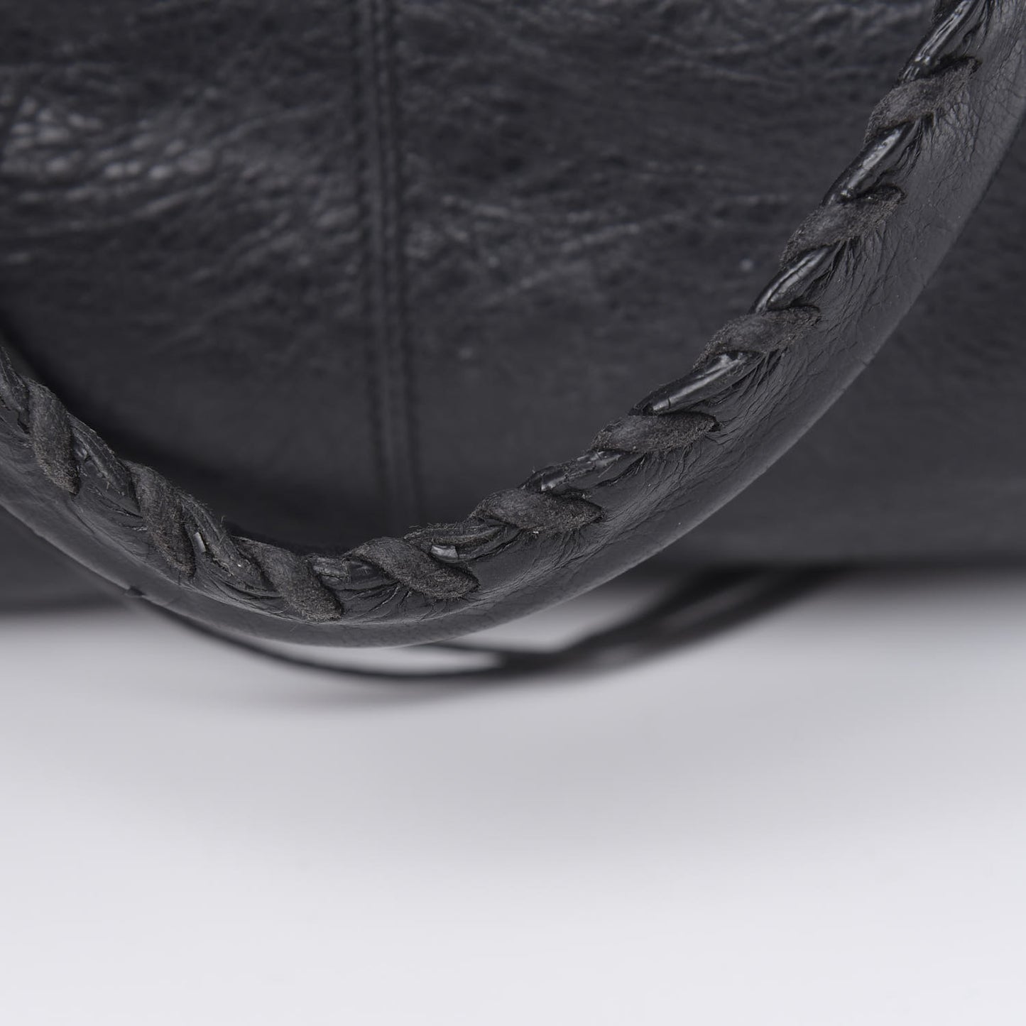 Agneau Classic Hardware Work Black