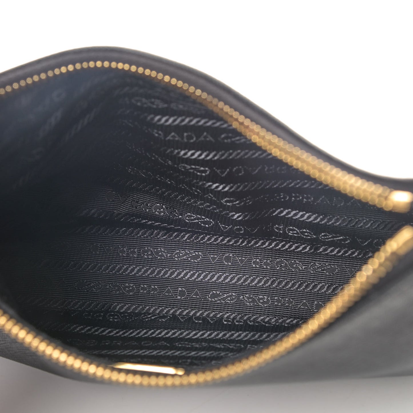 Saffiano Lux Re-Edition 2005 Shoulder Bag Black