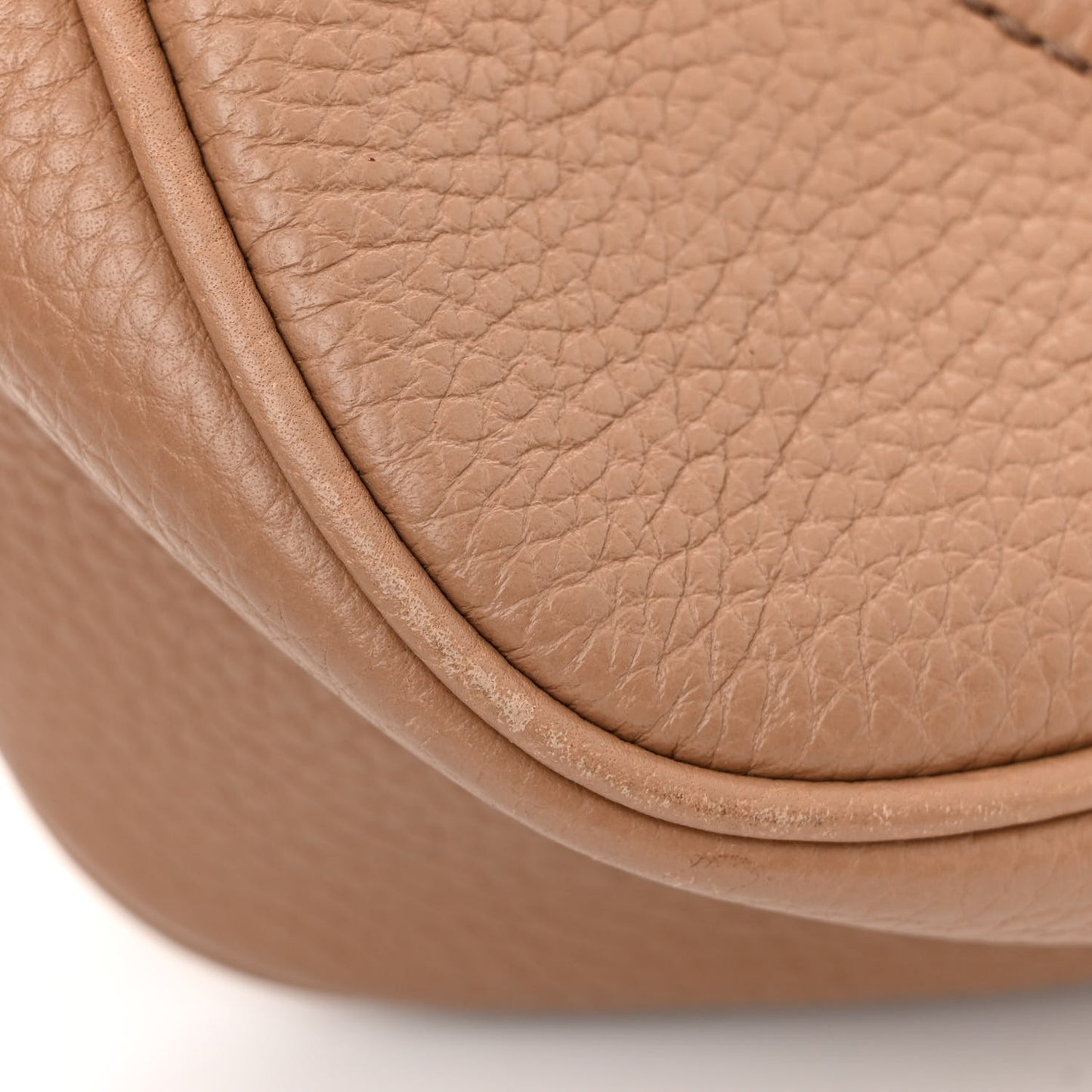 Pebbled Calfskin Small Soho Disco Bag Camelia