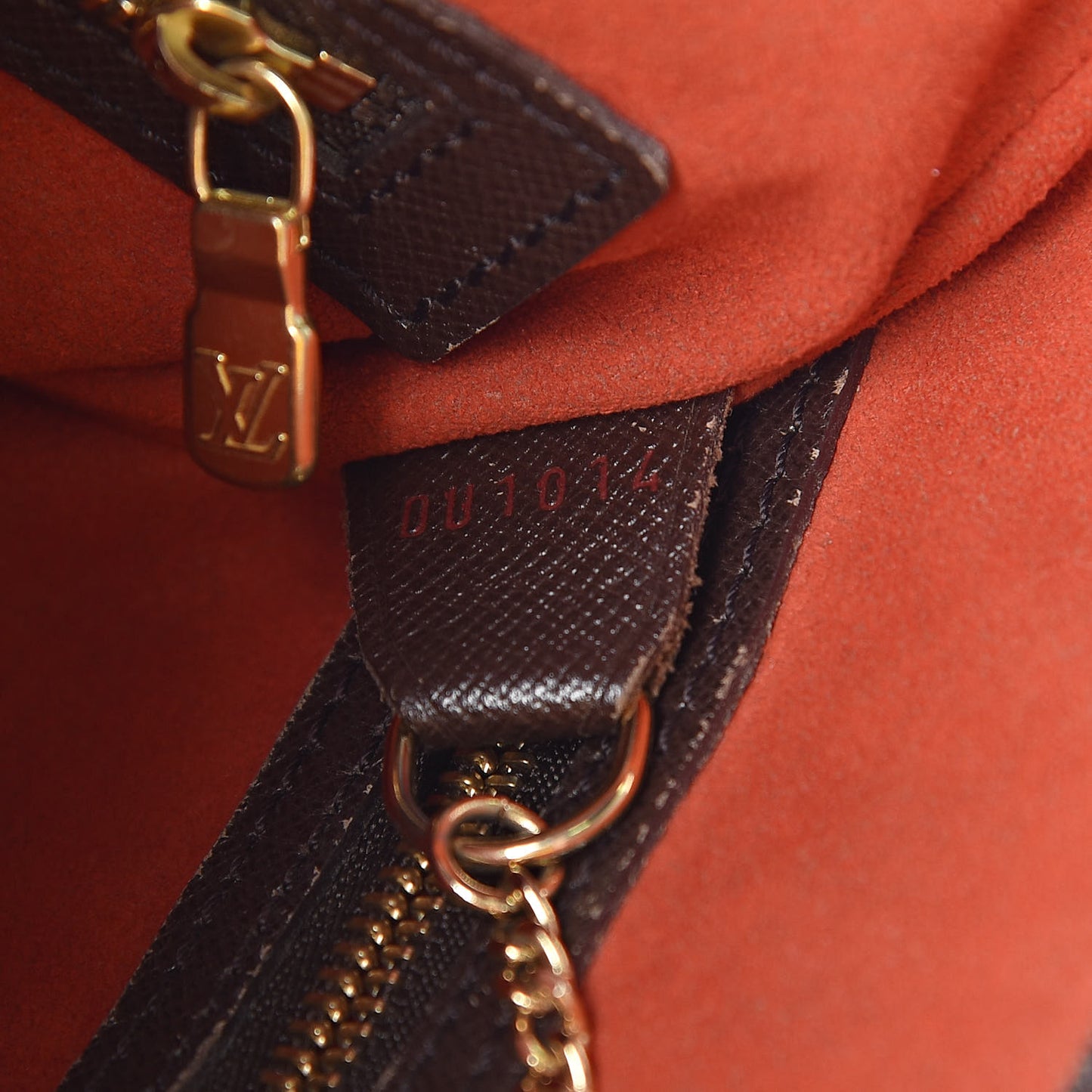 Damier Ebene Marais Bucket 23
