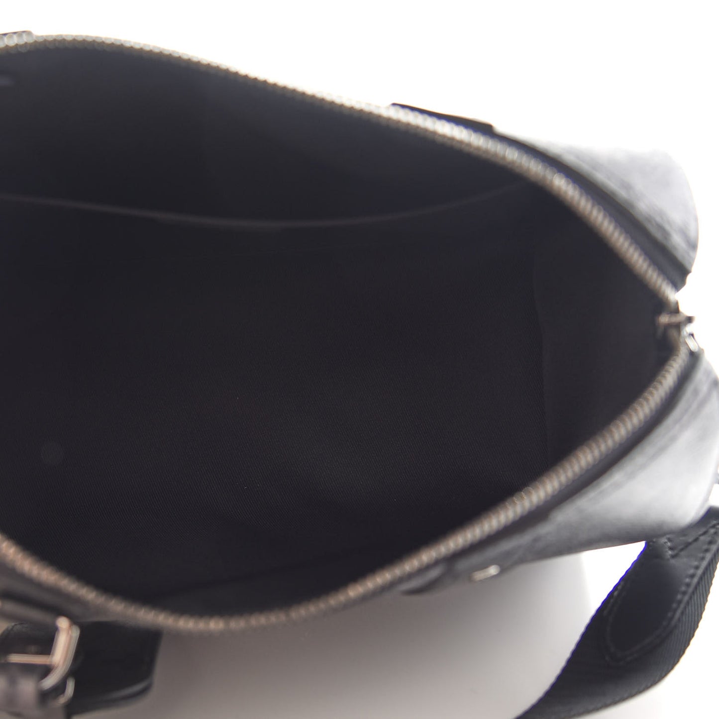 Reverse Monogram Eclipse City Keepall