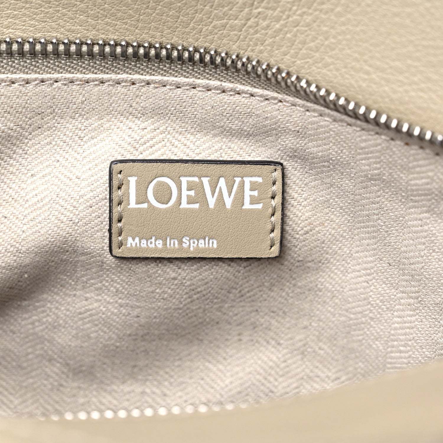 Loewe Calfskin Medium Puzzle Bag Light Oat 5 of 15