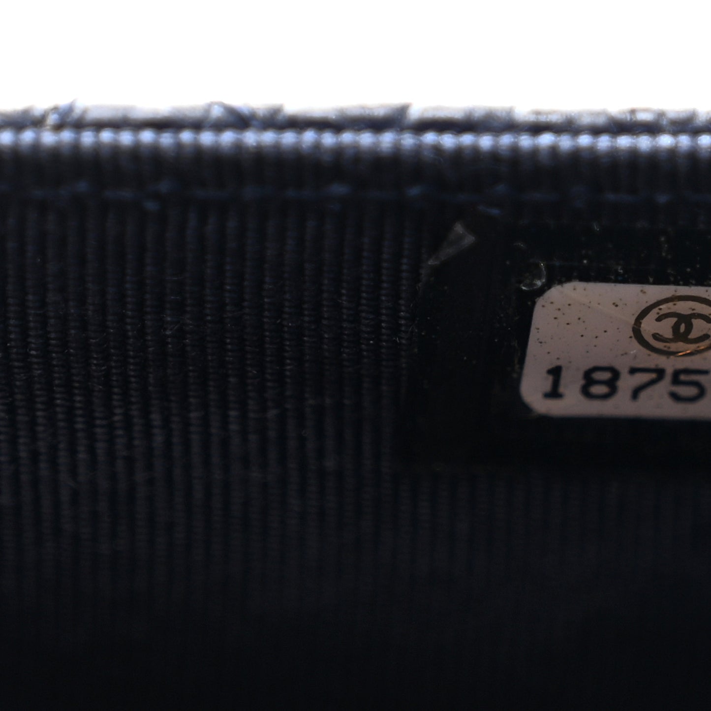 Caviar Quilted Wallet on Chain WOC Navy Blue