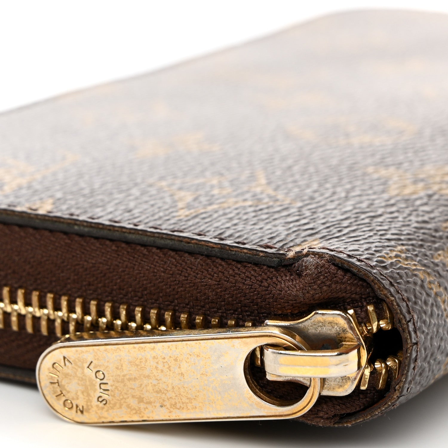 Louis Vuitton Monogram Zippy Wallet 8 of 8