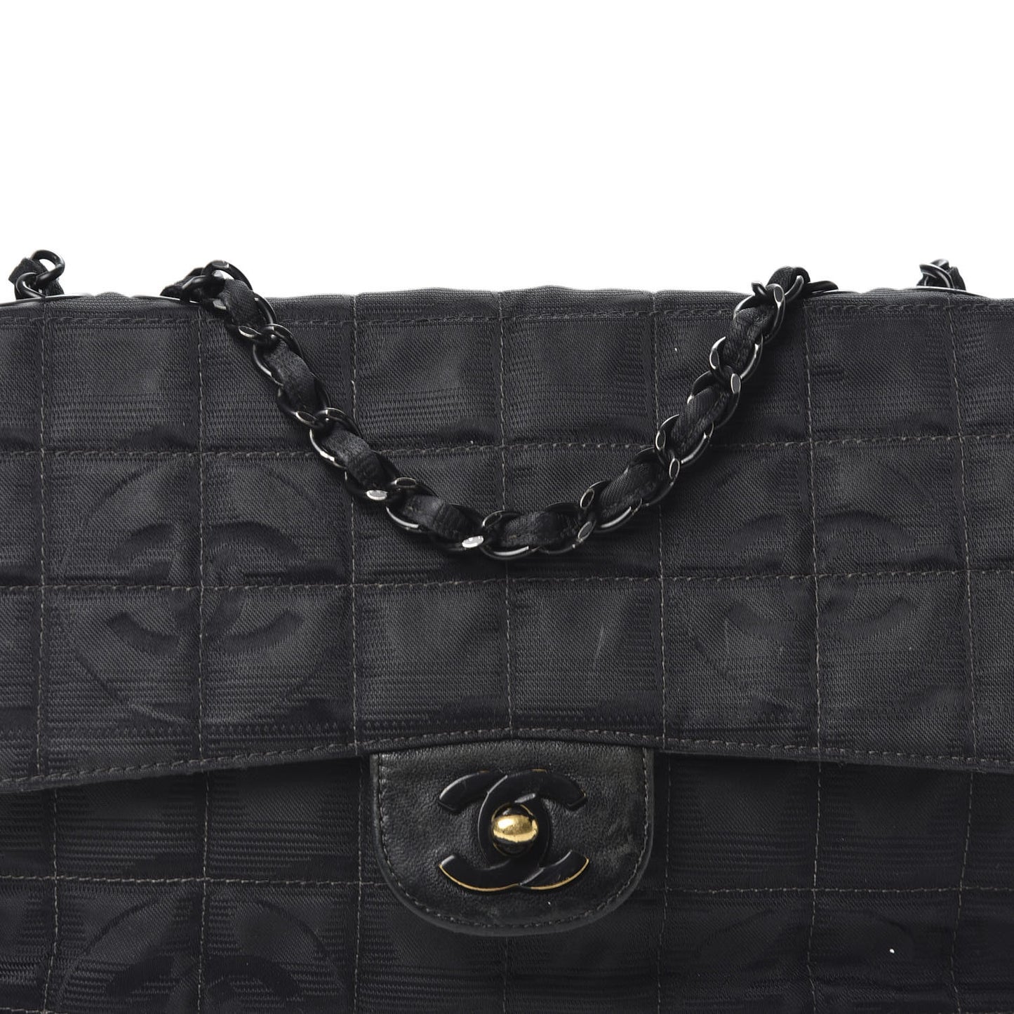 Nylon Medium Travel Flap Black