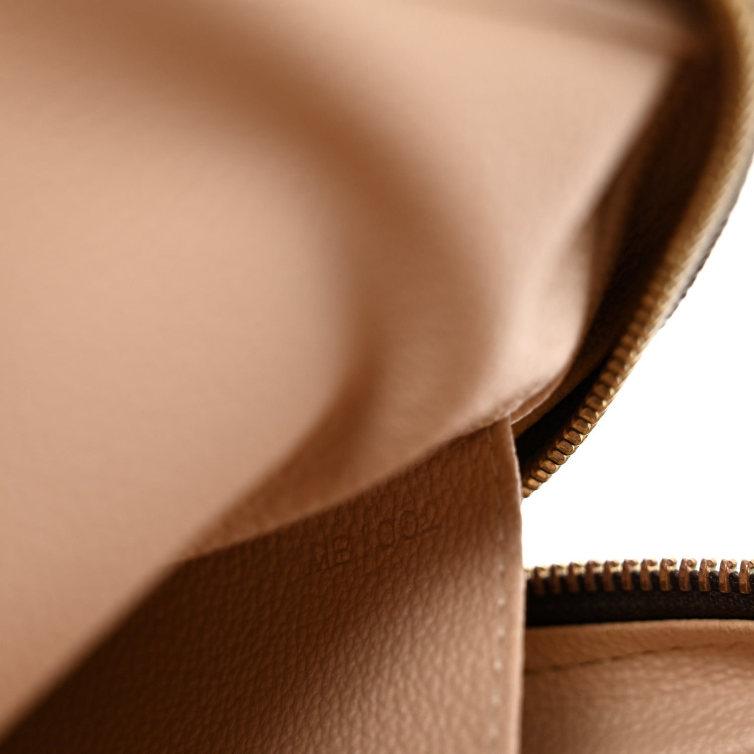 Louis Vuitton Monogram Trousse Toilette 23 7 of 9