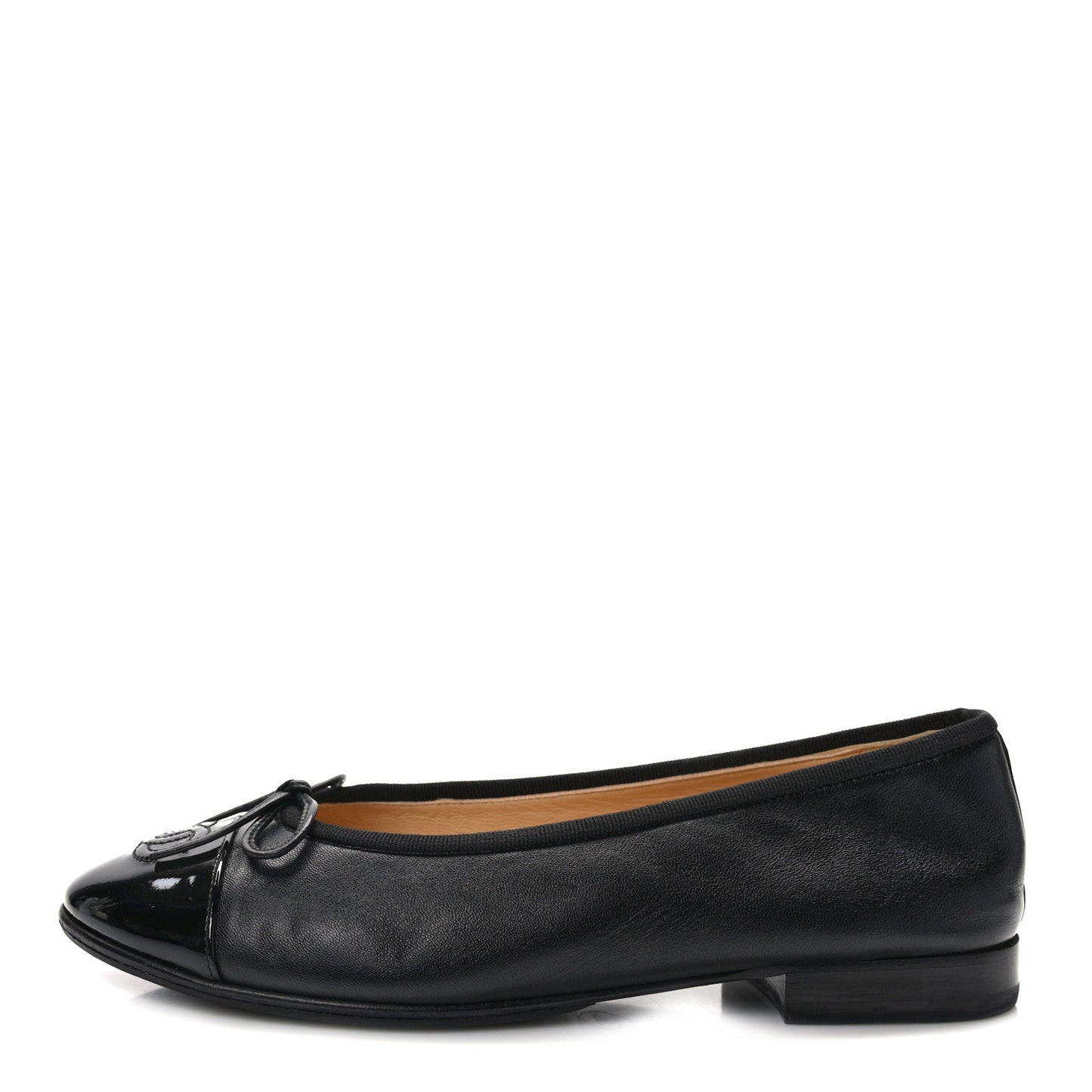 Lambskin Patent CC Cap Toe Ballerina Flats 37.5 Black