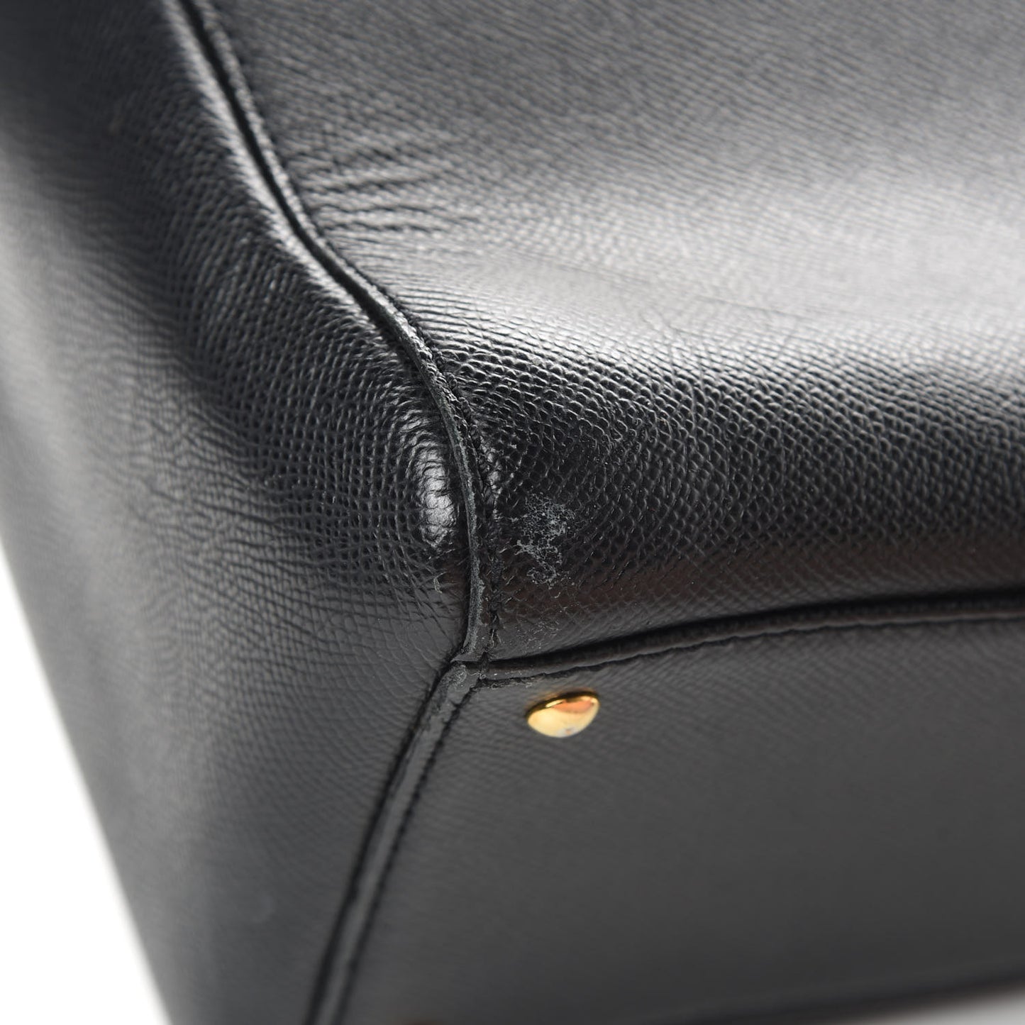 Caviar Shoulder Bag Black