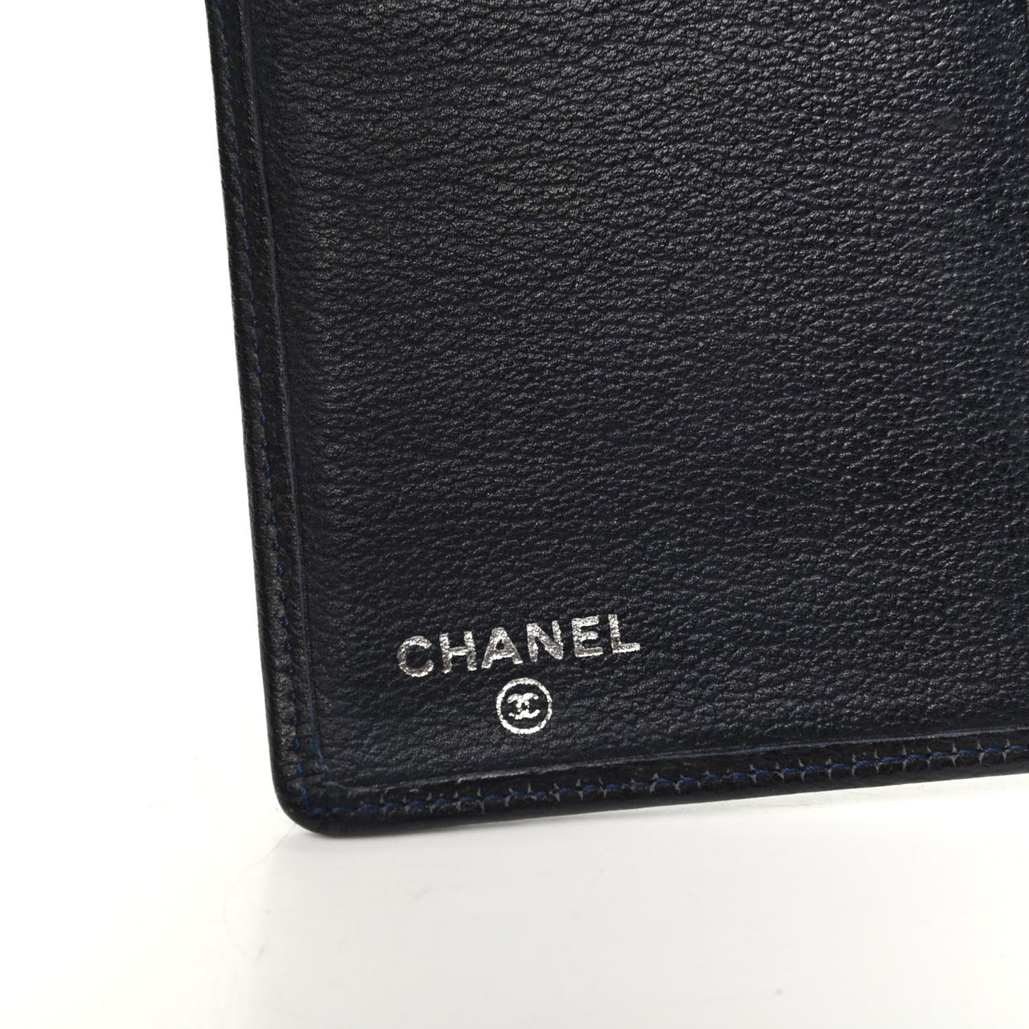 Goatskin Camellia Embossed Yen Wallet Black