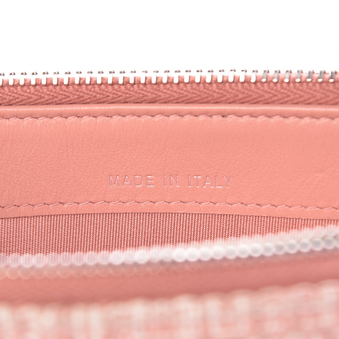 Canvas Small Deauville Clutch With Chain Pink