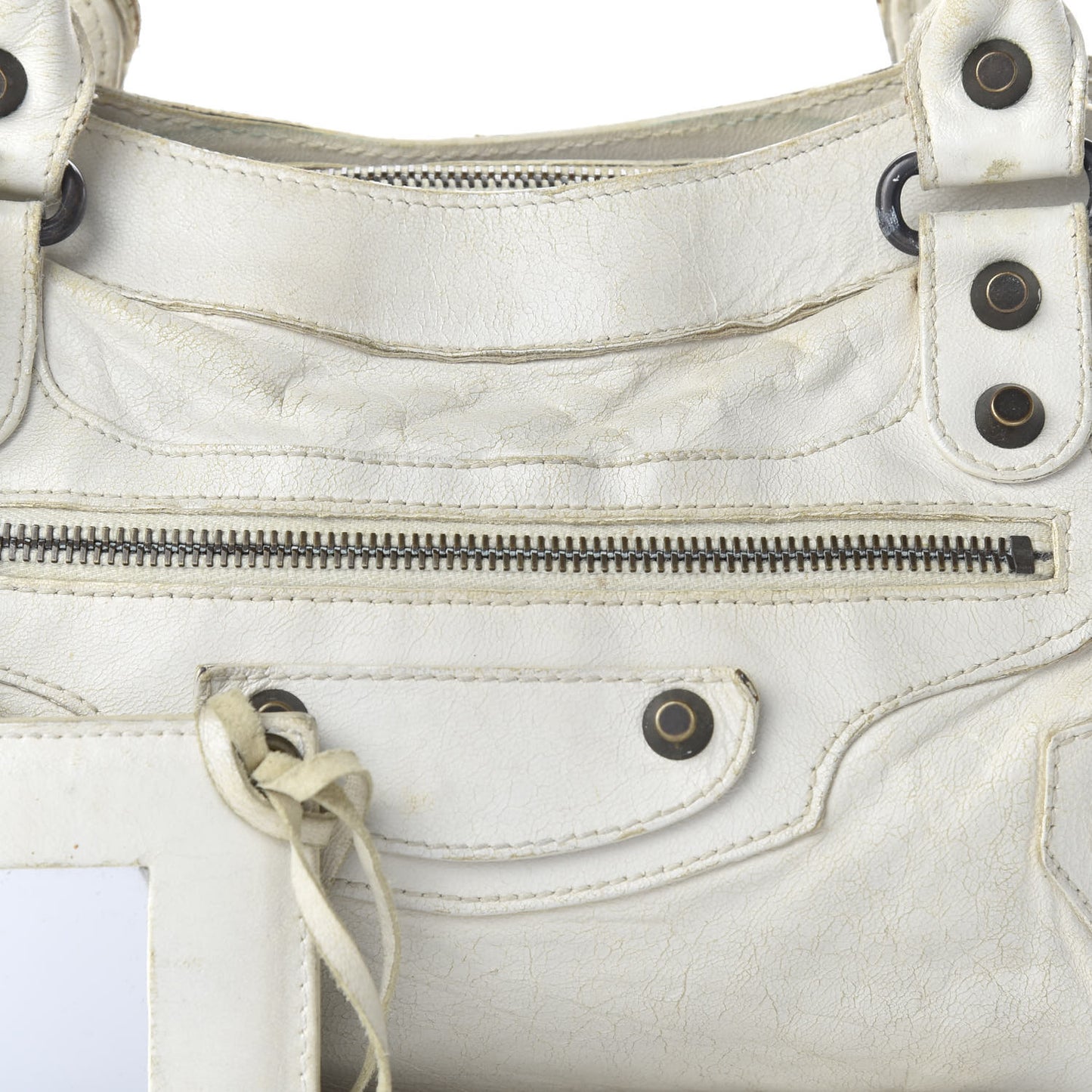 Chevre Classic Hardware First White