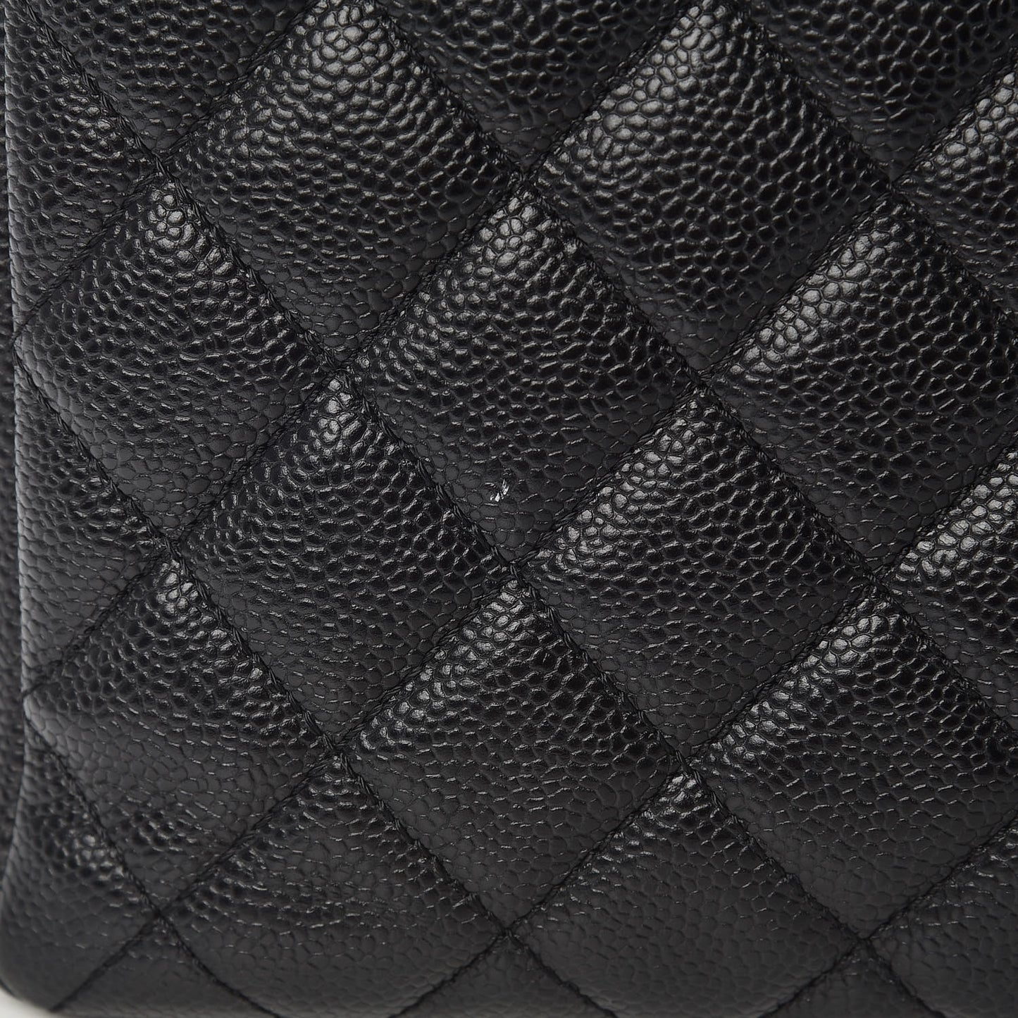 Caviar Quilted XL Grand Shopping Tote GST Black