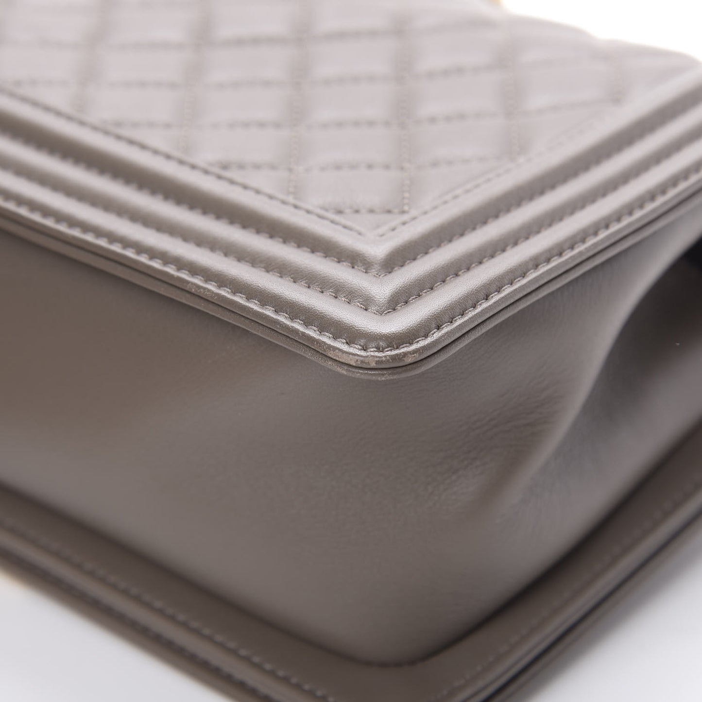 Lambskin Quilted Medium Boy Flap Khaki