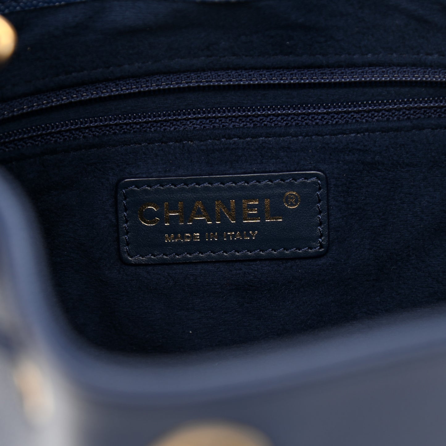 Caviar Deauville Drawstring Bucket Bag Navy