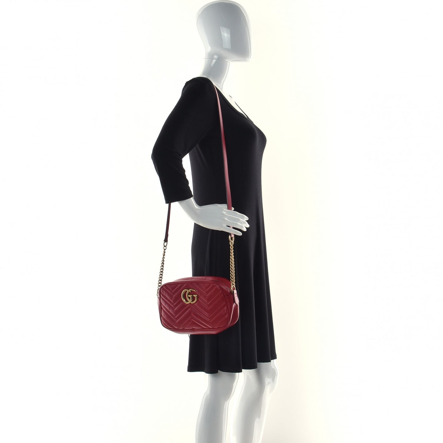 Calfskin Matelasse Small GG Marmont Chain Shoulder Bag Hibiscus Red